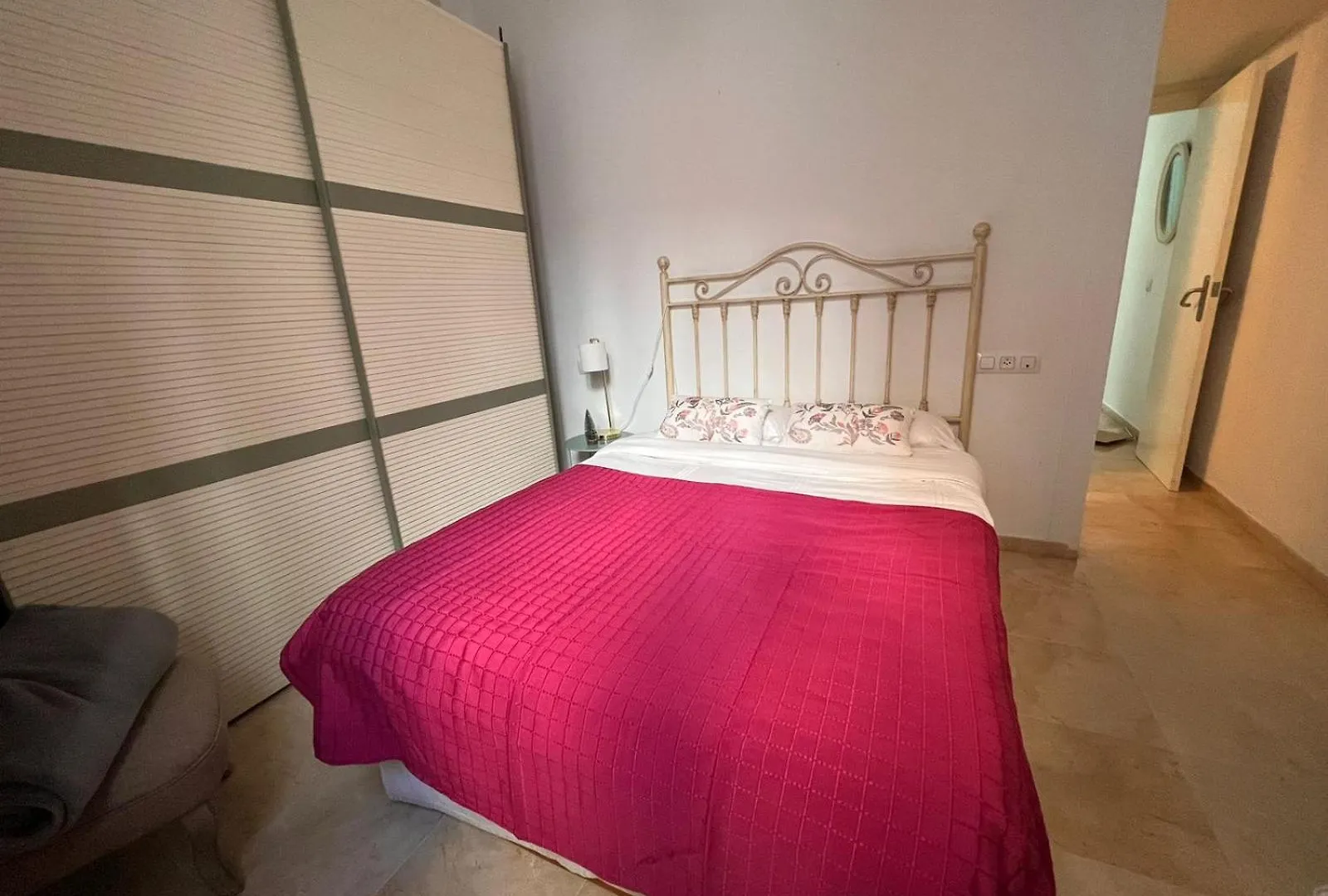 Apartamento Centro De Sevilla 0*, Seville Spain
